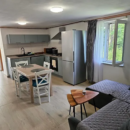 Jb2 Grmovine Apartament Risika